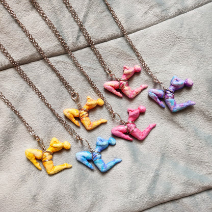 Shibari necklace - yellow finish silver findings